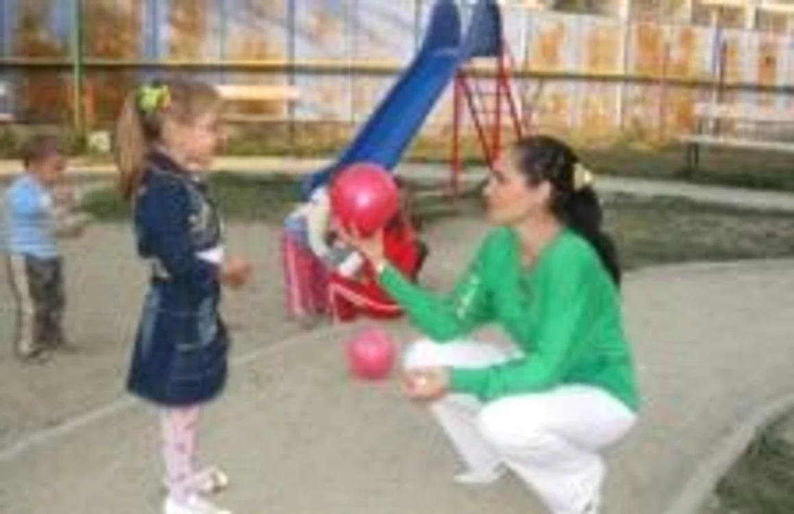 Asistent maternal