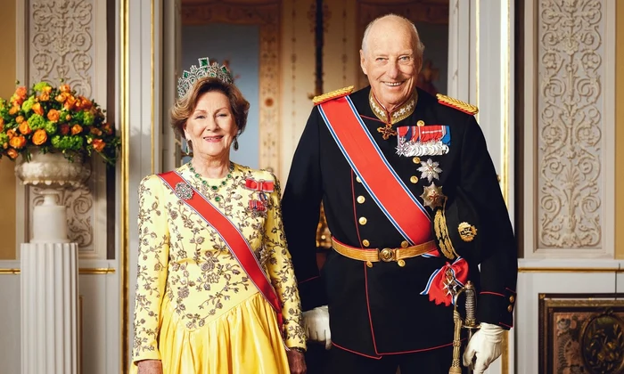 Regele Harald și Regina Sonja, Crăciun 2025, 88 de ani   Casa Regală norvegiană 2 jpg
