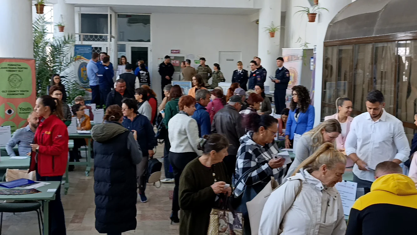 someri_in_sala_intalnire_cu_angajatorii