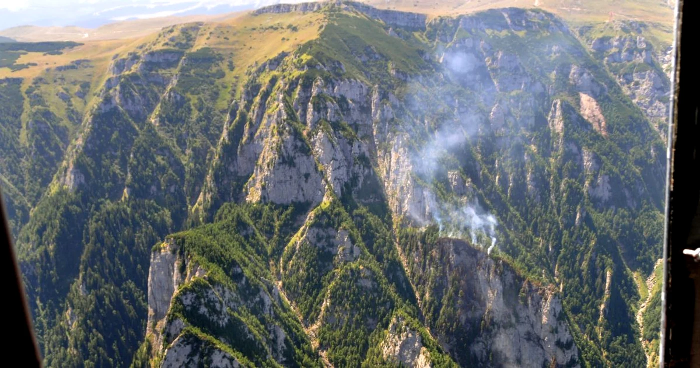 Incendiul din Masivul Bucegi. Foto ISU Prahova