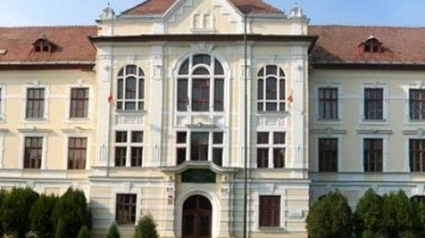 Agricultura acoperă ilegalitatea înființării Liceului Teologic Romano Catolic din municipiul Târgu Mureș jpeg