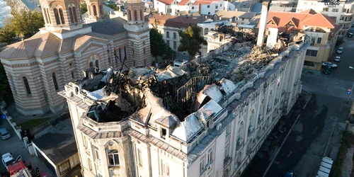 Palatul Arhiepiscopal din Constanța după incendiu FOTO Claboo Media (2) jpg