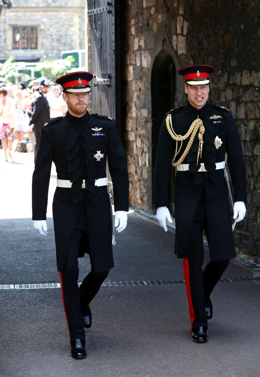 Cei doi frați, Harry și William, umăr la umăr și în competiția revistei People