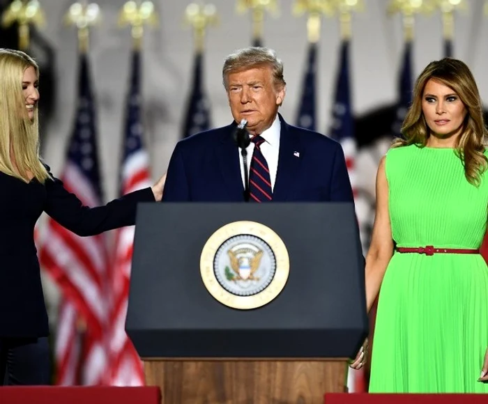 Joe Biden a fost susținut în timpul dezbaterii de către soția sa, Jill Sursă foto: Gettyimages