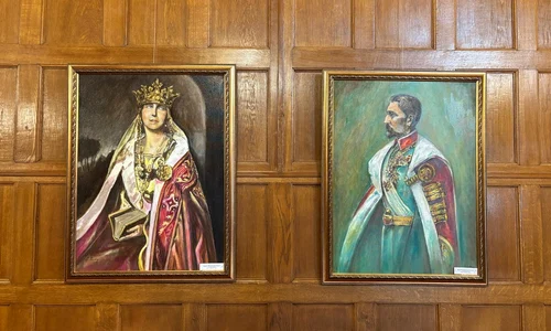 Expoziția de pictură ,,In memoriam Regina Maria” (© Muzeul Național Peleș)