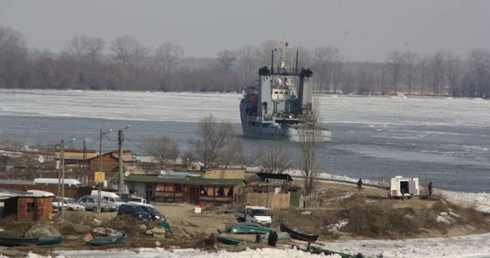 Grozavul a plecat la luptă cu gheaţa