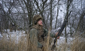 Soldați ucraineni pe frontul din Donețk FOTO EPA EFE jpg