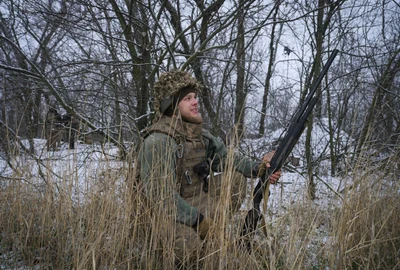 Soldați ucraineni pe frontul din Donețk FOTO EPA EFE jpg