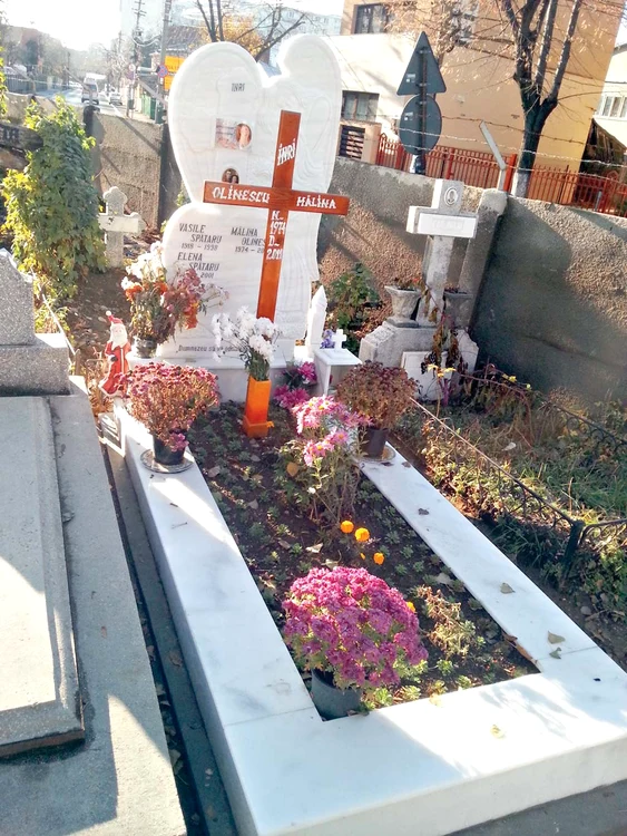 A cântat «De-ar fi să  vii» în memoria fiicei