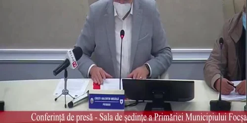 6166b8145163ec4271529a0a jpg