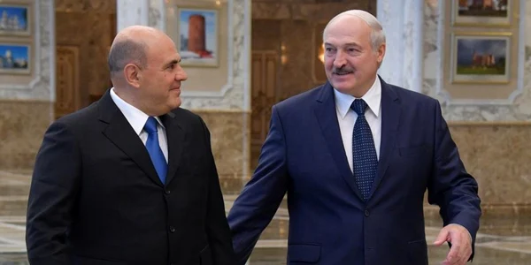 Mihail Misustin si Aleksandr Lukasenko FOTO EPA-EFE