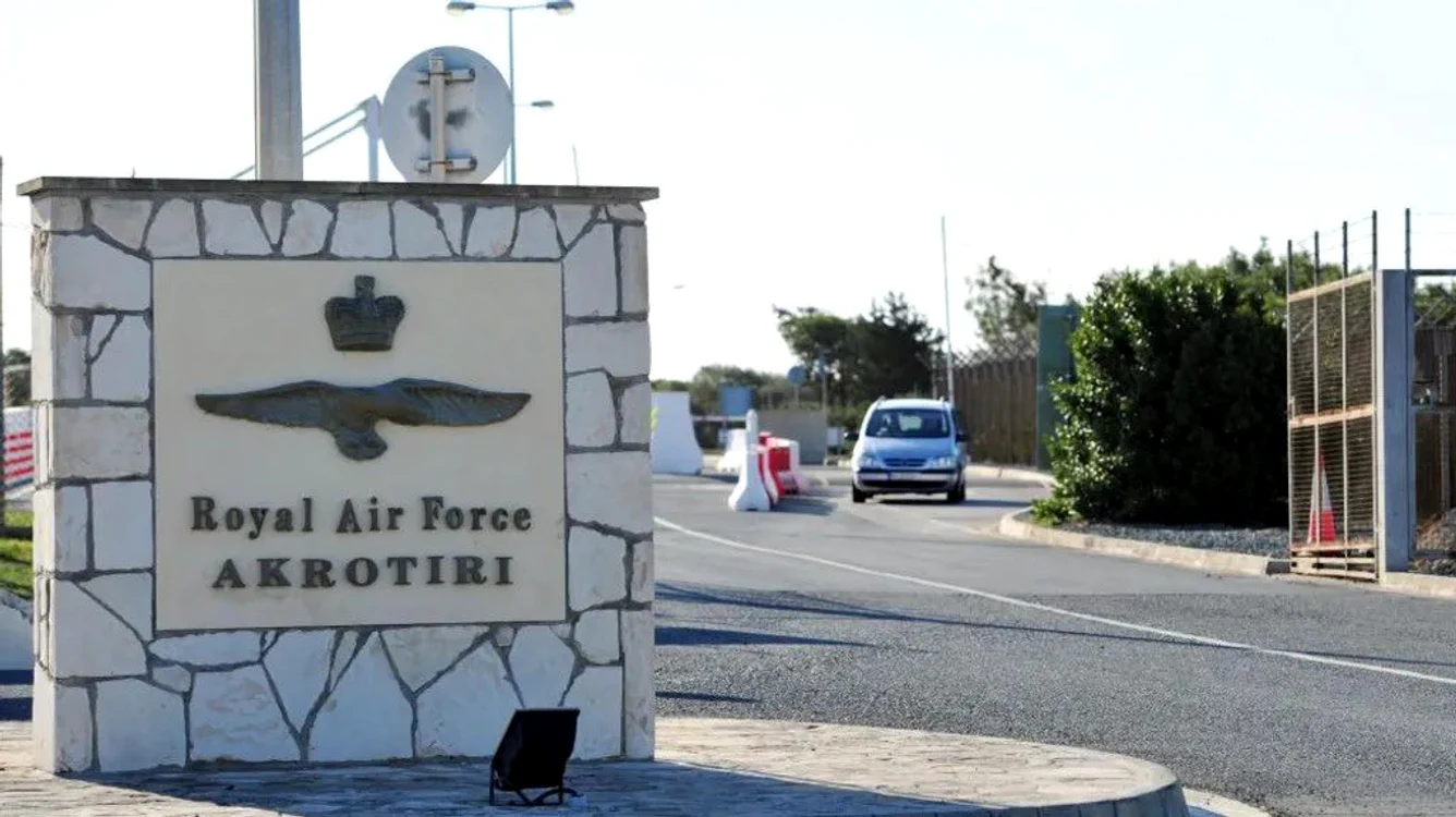 Cetățean britanic, arestat pentru spionaj în favoarea Iranului la baza militară RAF Akrotiri FOTO: X