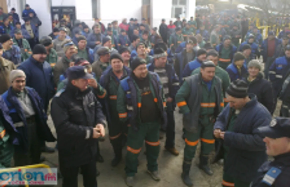 Minerii de la Crucea ameninţă că se vor bloca în subteran. FOTO: Orion Media