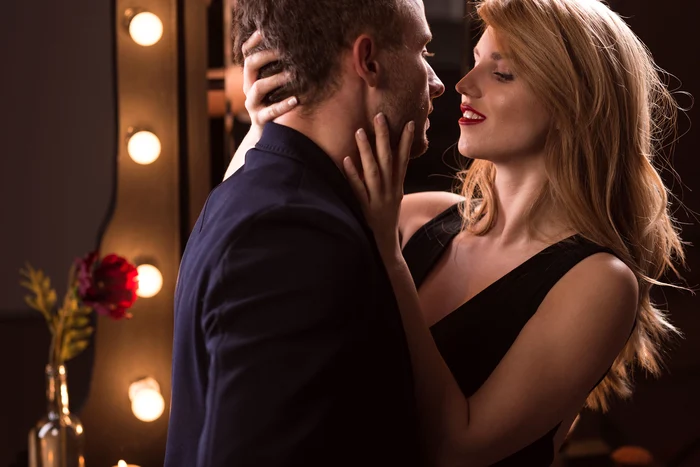 
    Sexul cu o necunoscută este fantezia preferată a bărbaţilor implicaţi în relaţii de lungă duratăfoto:123RF  