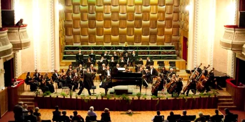 Filarmonica Arad intră în sărbătoare