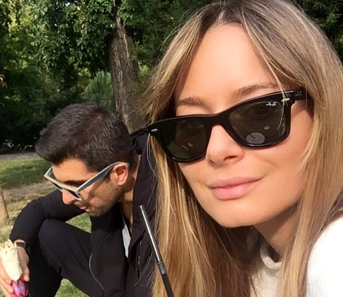 Laura Cosoi și soțul ei, Cosmin, au ieșit la picnic, dar fanii i-au criticat că stau pe telefon în loc să petreacă timp împreunăfoto: Arhiva Personală