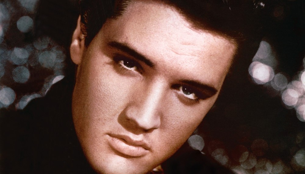 8 ianuarie: Ziua în care s-a născut „regele rock-ului” Elvis Presley