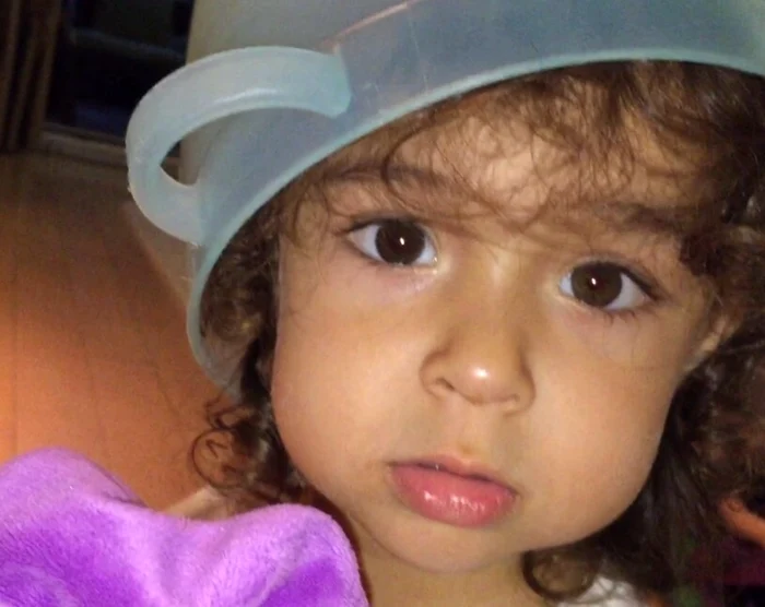 Micuţa Iuvenalia, într-o ipostază adorabilă