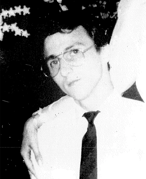 
    Crucea eroului Marius Emanoil Buteică  