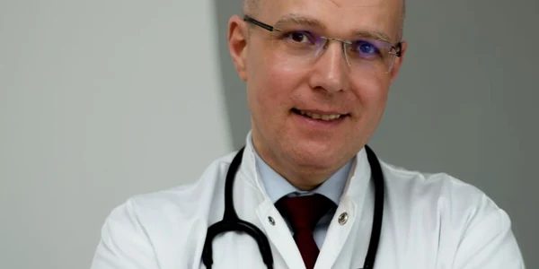 Dr Cătălin Colţ