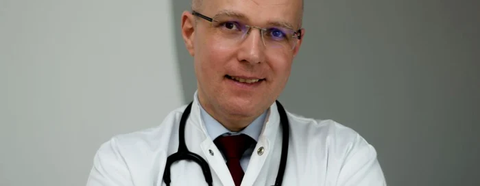 Dr. Cătălin Colţ