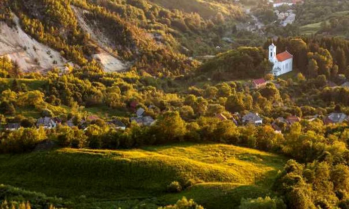 Guvernul reia procedura pentru introducerea sitului Roşia Montană în patrimoniul UNESCO jpeg