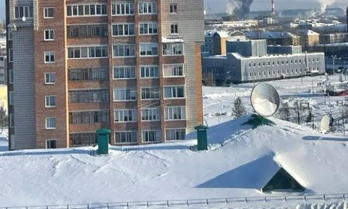 Atac rafinarie din Vogograd FOTO X jfif