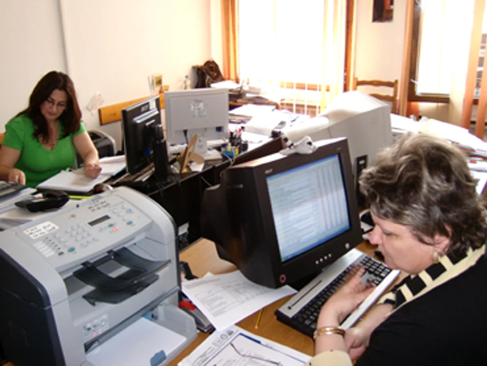 In primele doua luni din acest an, 35 de ploiesteni au reclamat la OPC diverse servicii bancare (Foto-Arhiva)