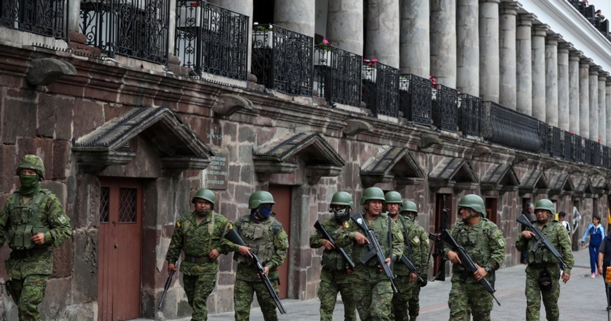 Ecuadorul își deschide porțile pentru baze militare străine în lupta cu crimele