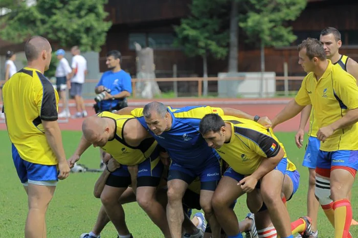 RUGBY ”Stejarii” s-au antrenat la munte pentru Cupa Mondială * Foto: Marian Burlacu
