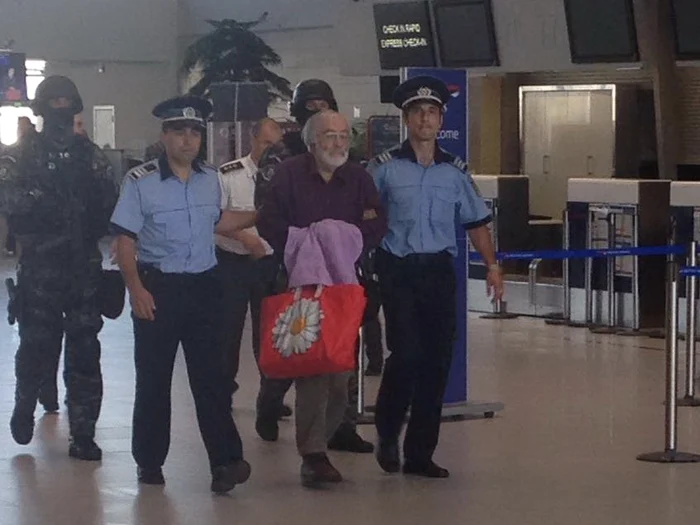 Autorităţile române au reuşit să îl aducă pe Bivolaru în ţară după mai bine de zece ani de când cere extrădarea lui