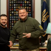 Volodimir Zelenski si generalul Zalujnii FOTO X @ZelenskyyUa jpg