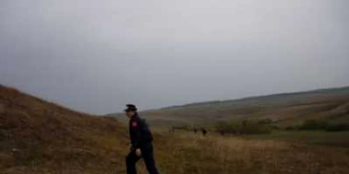 Botoşani: Fetiţa de doi ani din Cordăreni dispărută de 12 zile. Mama sa va fi îngropată mâine!