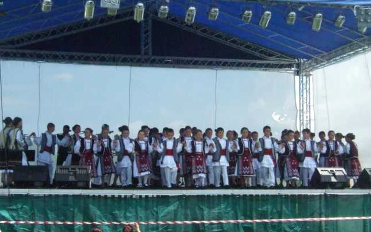 Copiii de la Casimcea reprezintă judeţul la Festibalul „Pe fir de baladă“ FOTO Baladele Deltei
