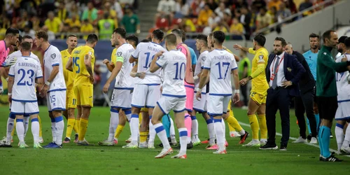 Incidente la meciul de fotbal dintre Romania si Kosovo din preliminariile campionatului European 2024 FOTO Inquam Photos George Calin (6) jpg