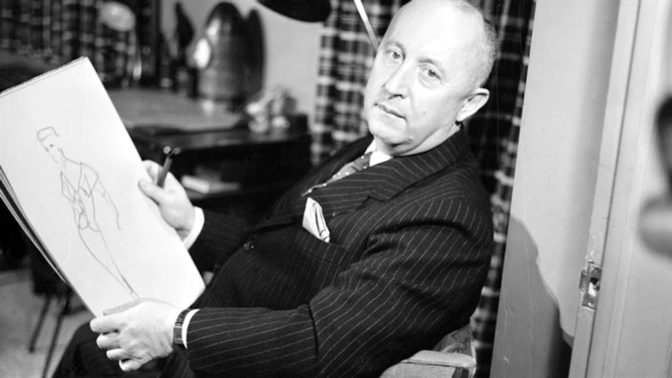 „Next Star” - prezentatorul Dan Negru se amuză pe seama numelui pe care îl poartă, amintind de designerul Christian Dior