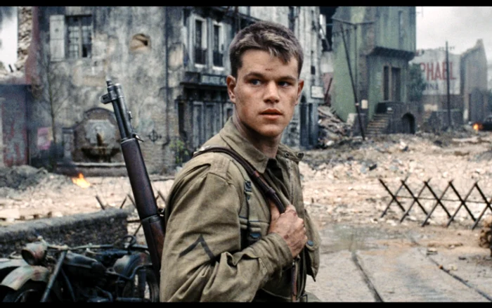 Actorul Matt Damon în rolul soldatului
James Francis Ryan din filmul „Saving Private Ryan/ Salvaţi
soldatul Ryan“ FOTO fanpop.com