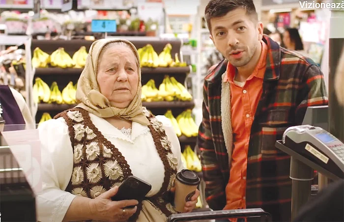 Bunicuţa apare cu succes şi în reclame, şi în filme