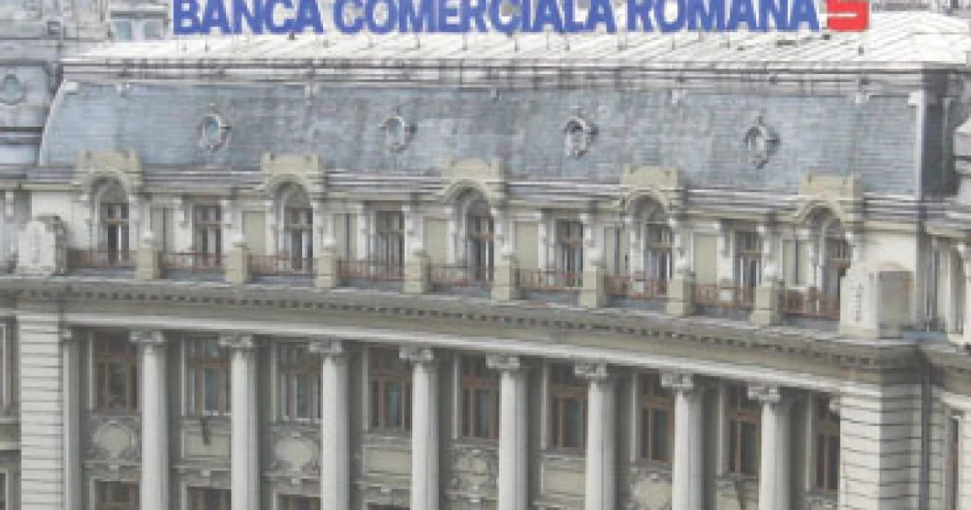 Profitul BCR,  în scădere cu 20%