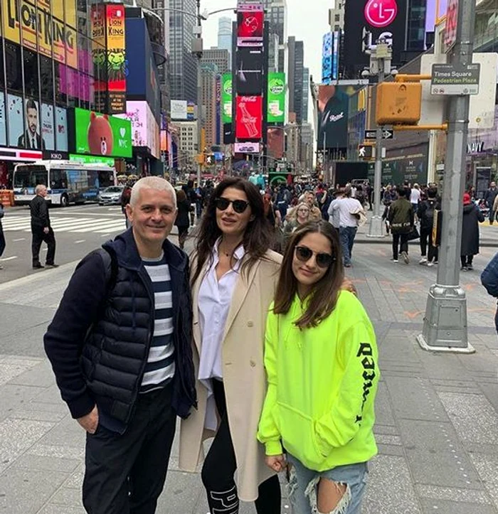 Virgil Ianțu, Roxana și Iasmina au petrecut Paștele în străinătate 