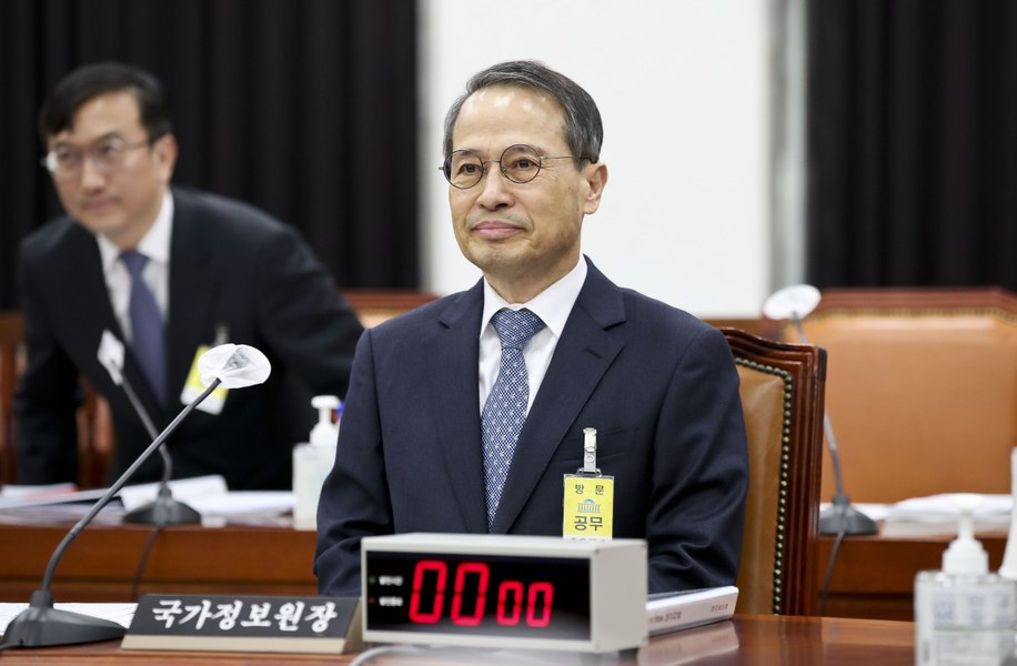  Coreea de Sud: Șeful serviciilor de informații, Kim Kyou-hyun, a demisionat