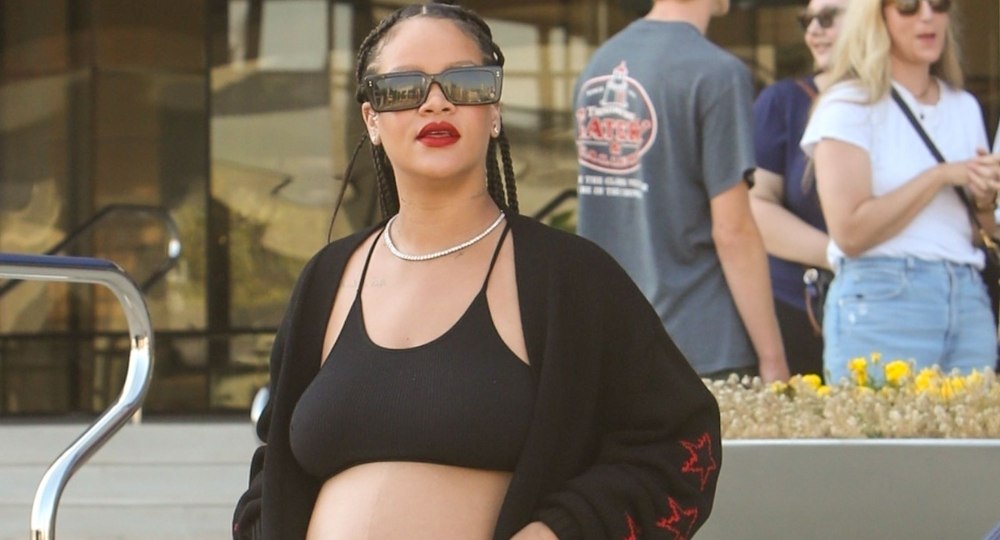 Rihanna a născut al doilea copil, în secret, la începutul acestei luni