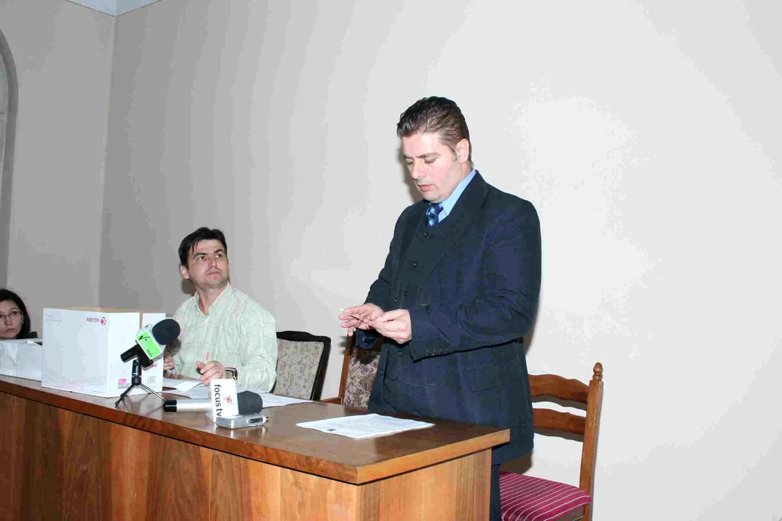 Tragerea la sorţi a fost condusă de preşedintele Tribunalului