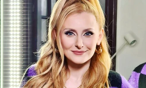 alina sorescu deschidere png