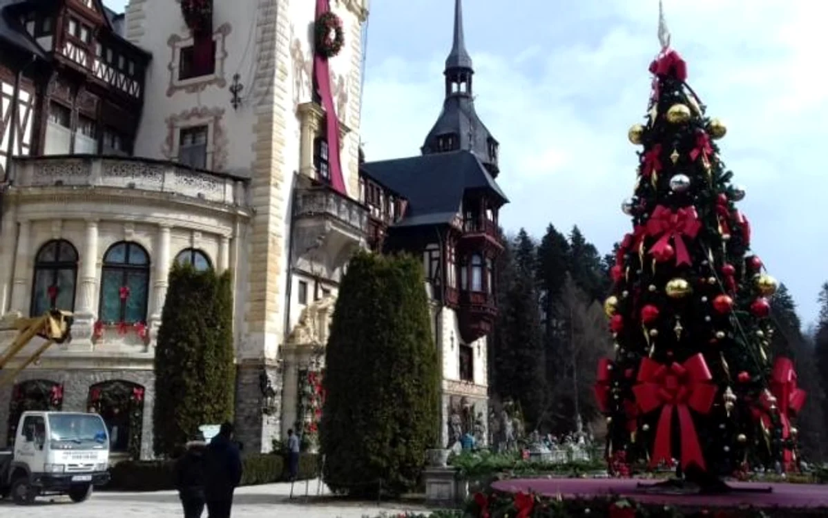 castelul peles decorat de craciun pentru film foto diana frincu