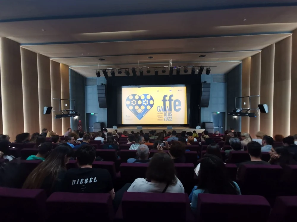 Prima proiecţie de film după mulţi ani la Victoria  FOTO Ş.Both