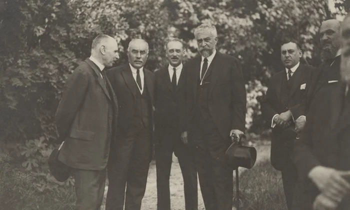 Februarie 1918: Germania solicită României încheierea unei păci separate  jpeg