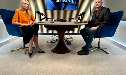 Christian Nasulea profesor de economie mondială la Interviurile Adevărul 0500 jpeg