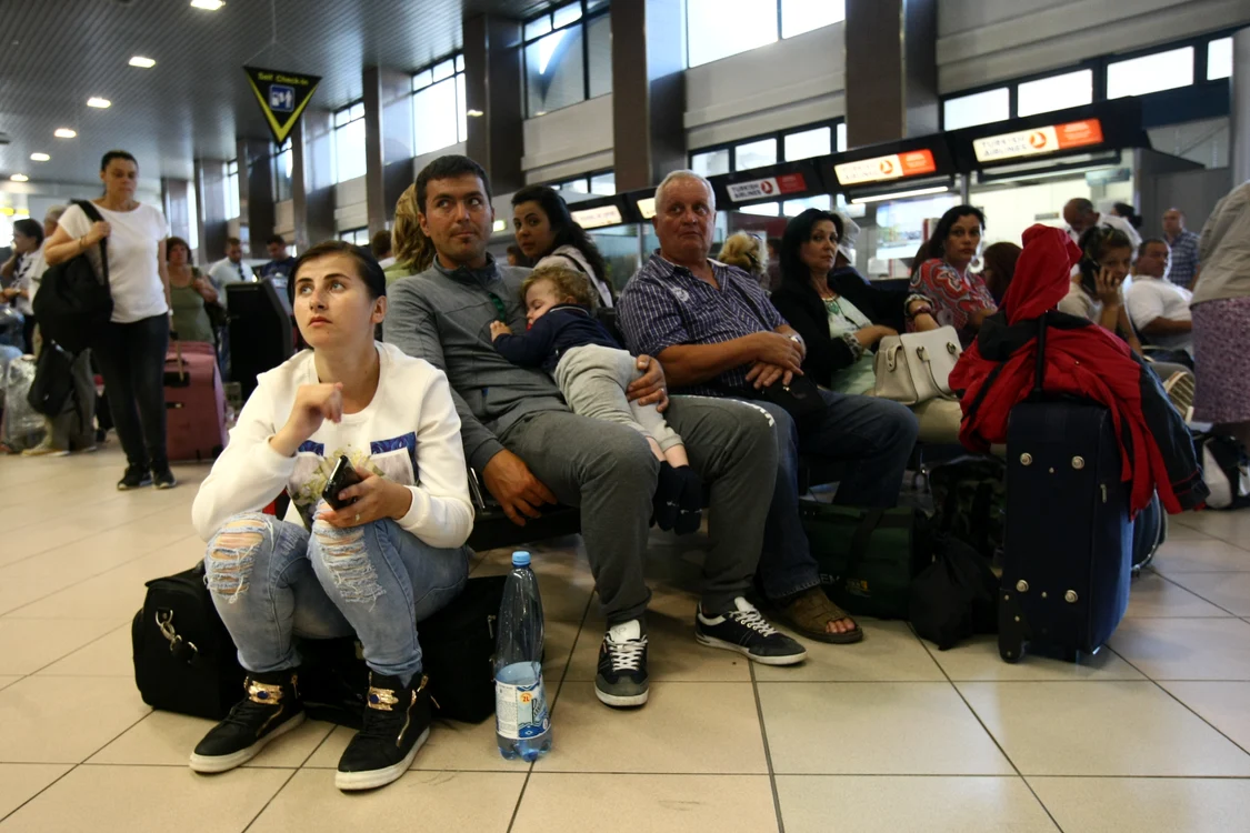
    Turiștii vor fi nevoiți să plece în vacanță mai devreme sau să renunțe de tot la concediu  