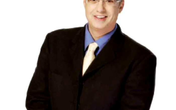 Cătălin Crişan, moderatorul  emisiunii „Adio, dar te iubesc“  de la Kanal D